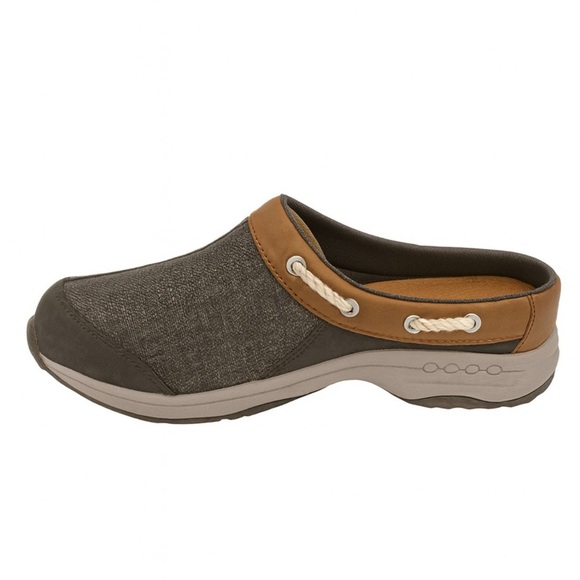 Easy Spirit Women’s Travelport Mules. NEW
Item # 67-2156113. Size 10 Wide - Picture 3 of 5